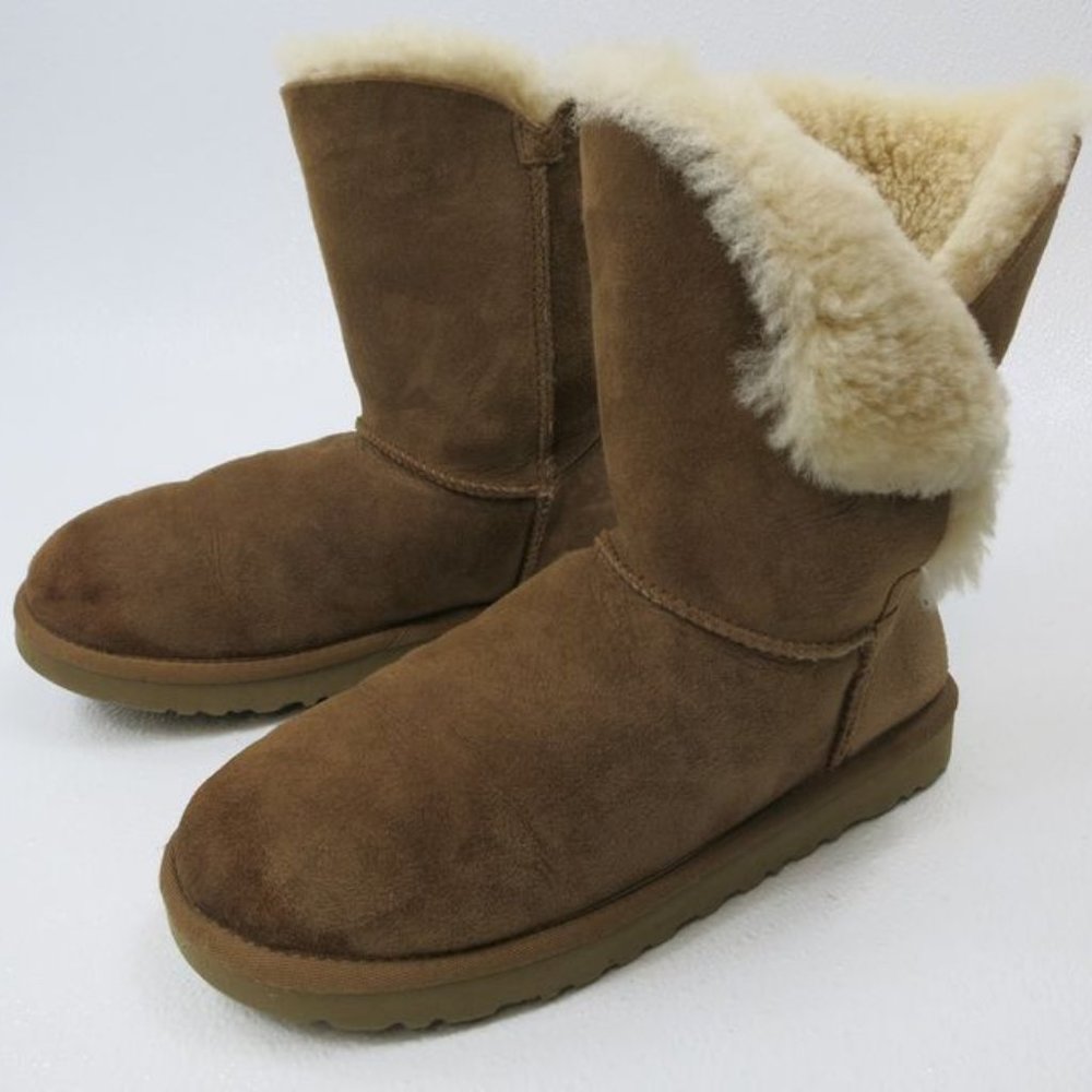 UGG Australia Bailey Button Insulated Winter Boots Shoes sz 8